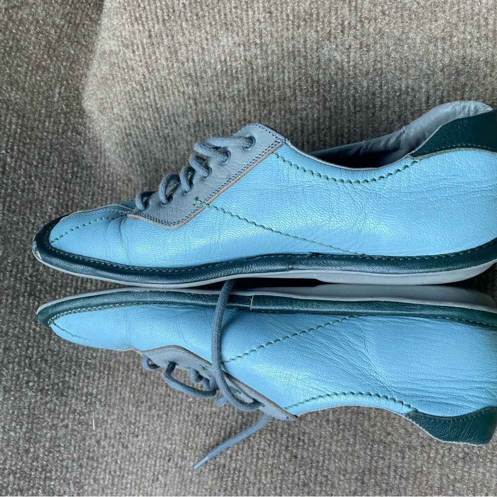 PRADA Light Blue Leather Women’s Lace-Up Shoes - Picture 5 of 8